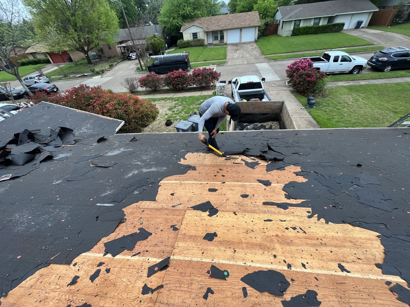Roof replacement in Dallas: before